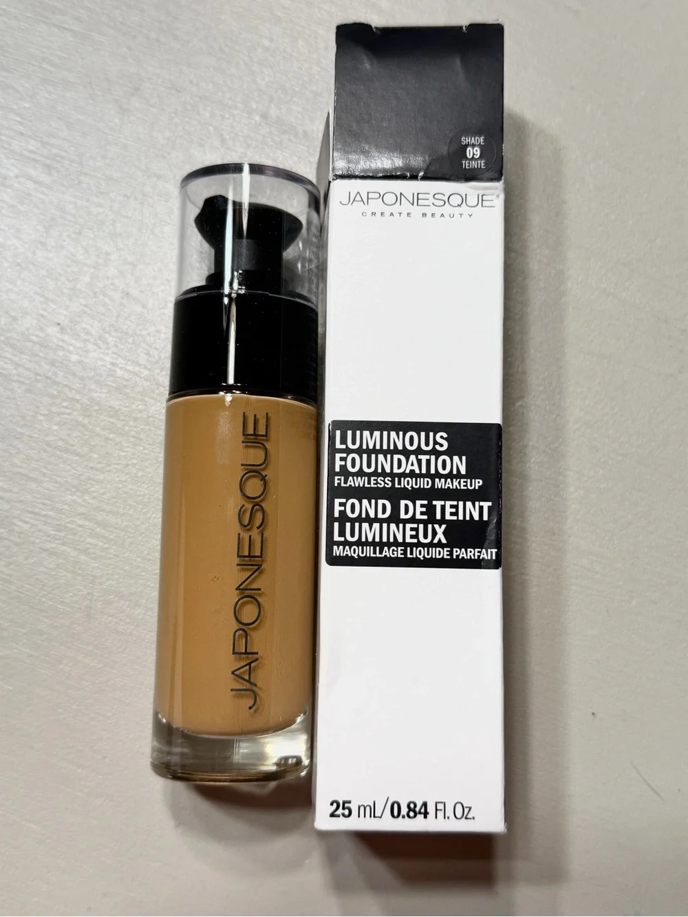 Japonesque Bundle Foundation & Brow Pen with Ardell Magnetic Lashes with Liner